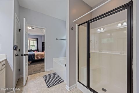 Tiny photo for 605 Fosse Way, Jacksonville, NC 28546 (MLS # 100535491)