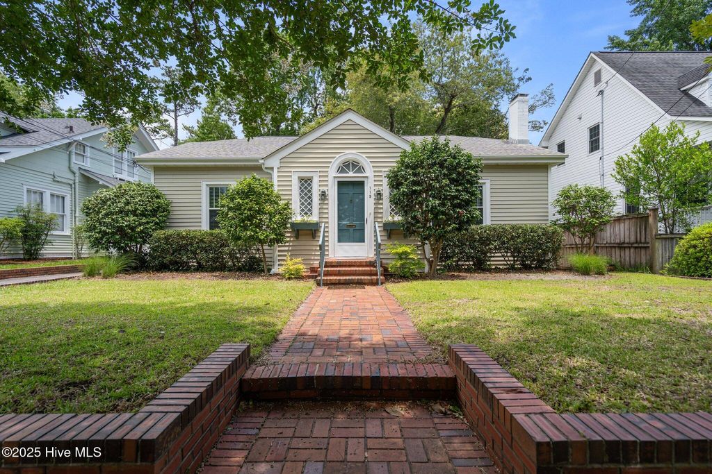 Photo of 113 Keaton Avenue, Wilmington, NC 28403 (MLS # 100513322)