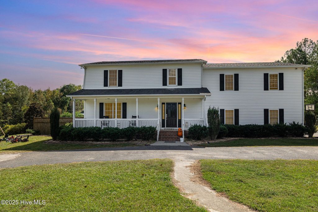 Photo of 400 Lazy J Drive, Smithfield, NC 27577 (MLS # 100537485)