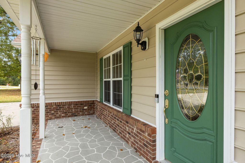 Photo of 308 Farina Drive, Havelock, NC 28532 (MLS # 100535734)