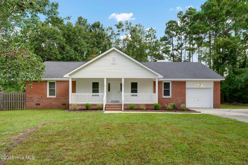 Photo of 102 Albemarle Road, Wilmington, NC 28405 (MLS # 100527991)