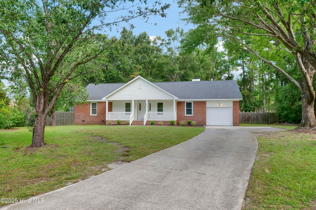 Photo of 102 Albemarle Road, Wilmington, NC 28405 (MLS # 100527991)
