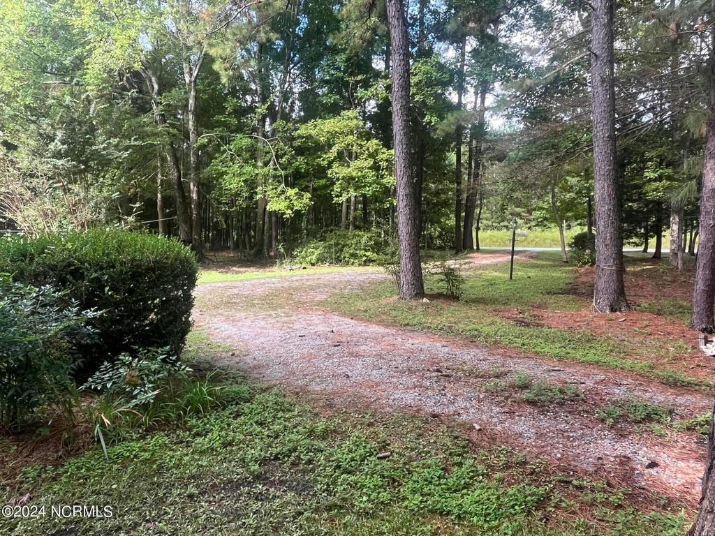 Photo of 1201 E Davis Road, Jacksonville, NC 28546 (MLS # 100466725)
