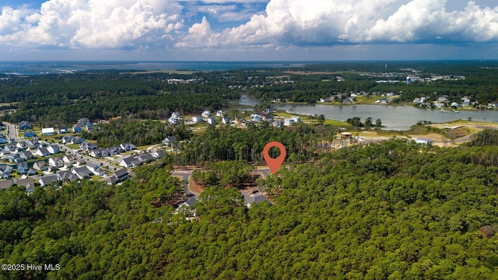 Photo of 502 Freedom Park Road, Beaufort, NC 28516 (MLS # 100536255)
