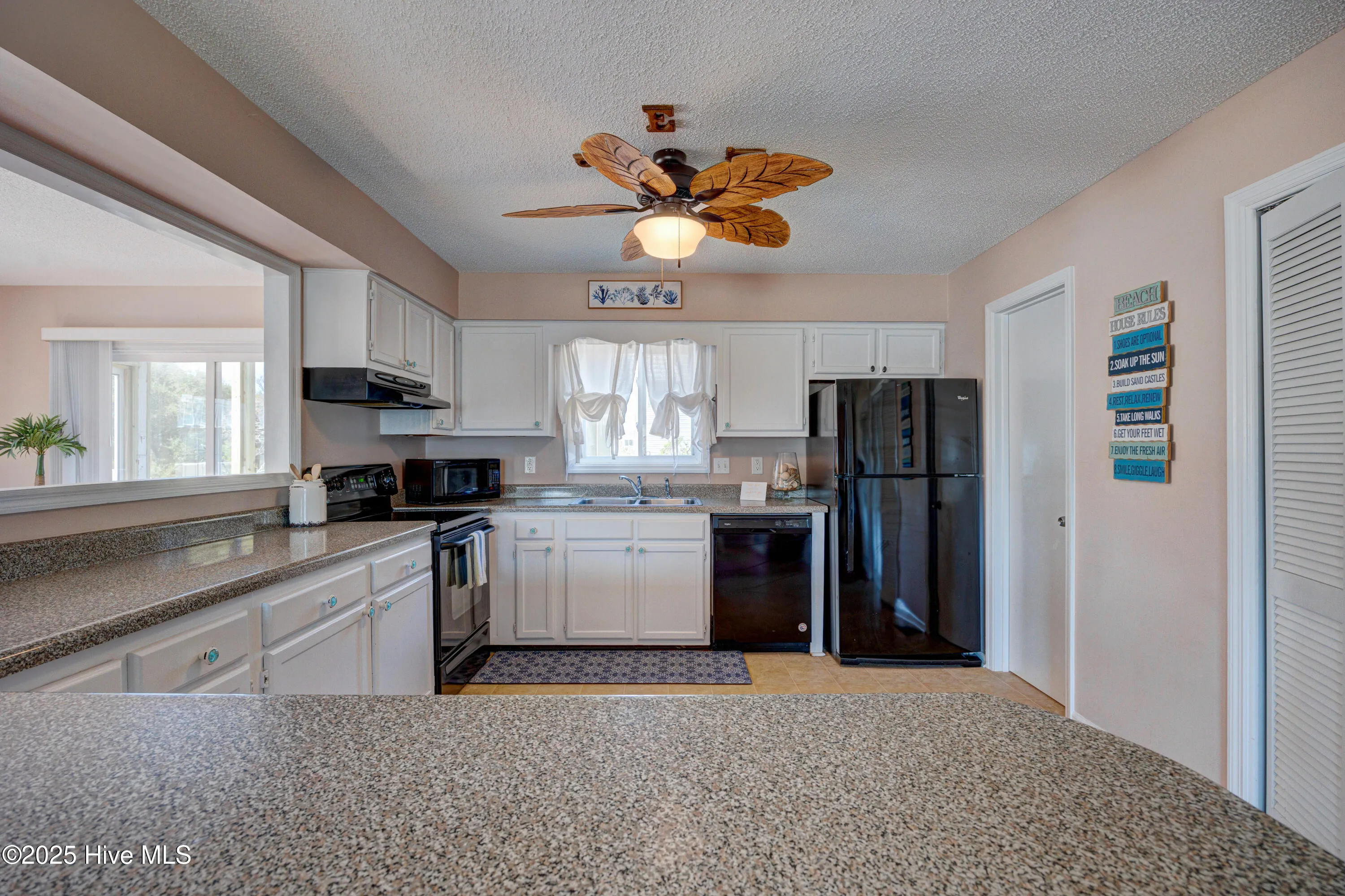 North Topsail Beach, North Carolina 28460, United States, 3 Bedrooms Bedrooms, ,3 BathroomsBathrooms,Residential,Active,96629