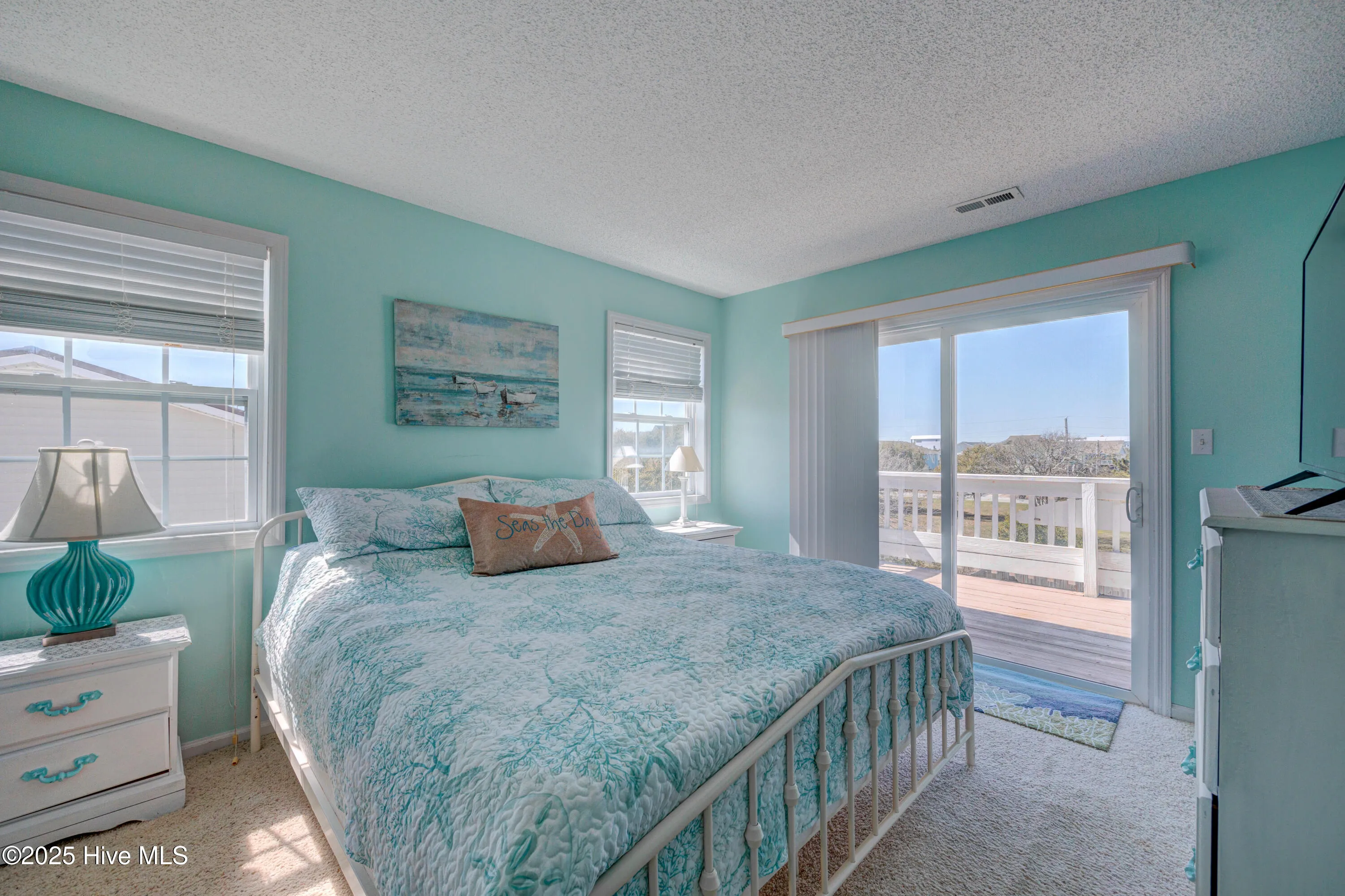 North Topsail Beach, North Carolina 28460, United States, 3 Bedrooms Bedrooms, ,3 BathroomsBathrooms,Residential,Active,96629