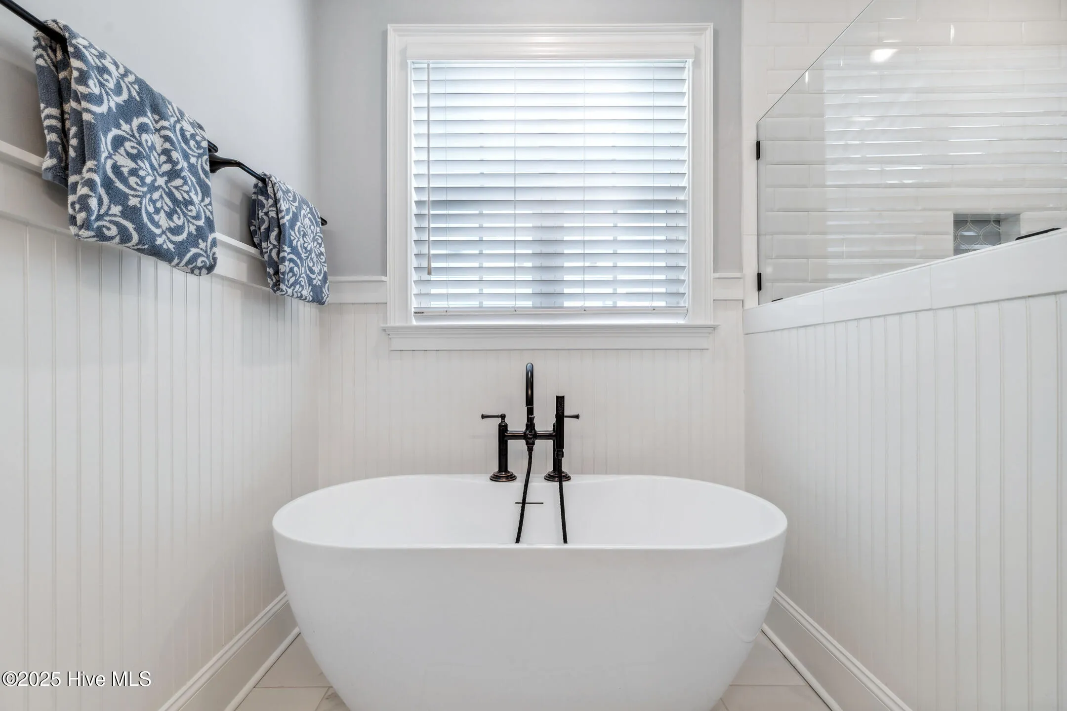 Hampstead, North Carolina 28443, United States, 4 Bedrooms Bedrooms, ,5 BathroomsBathrooms,Residential,Pending,107931