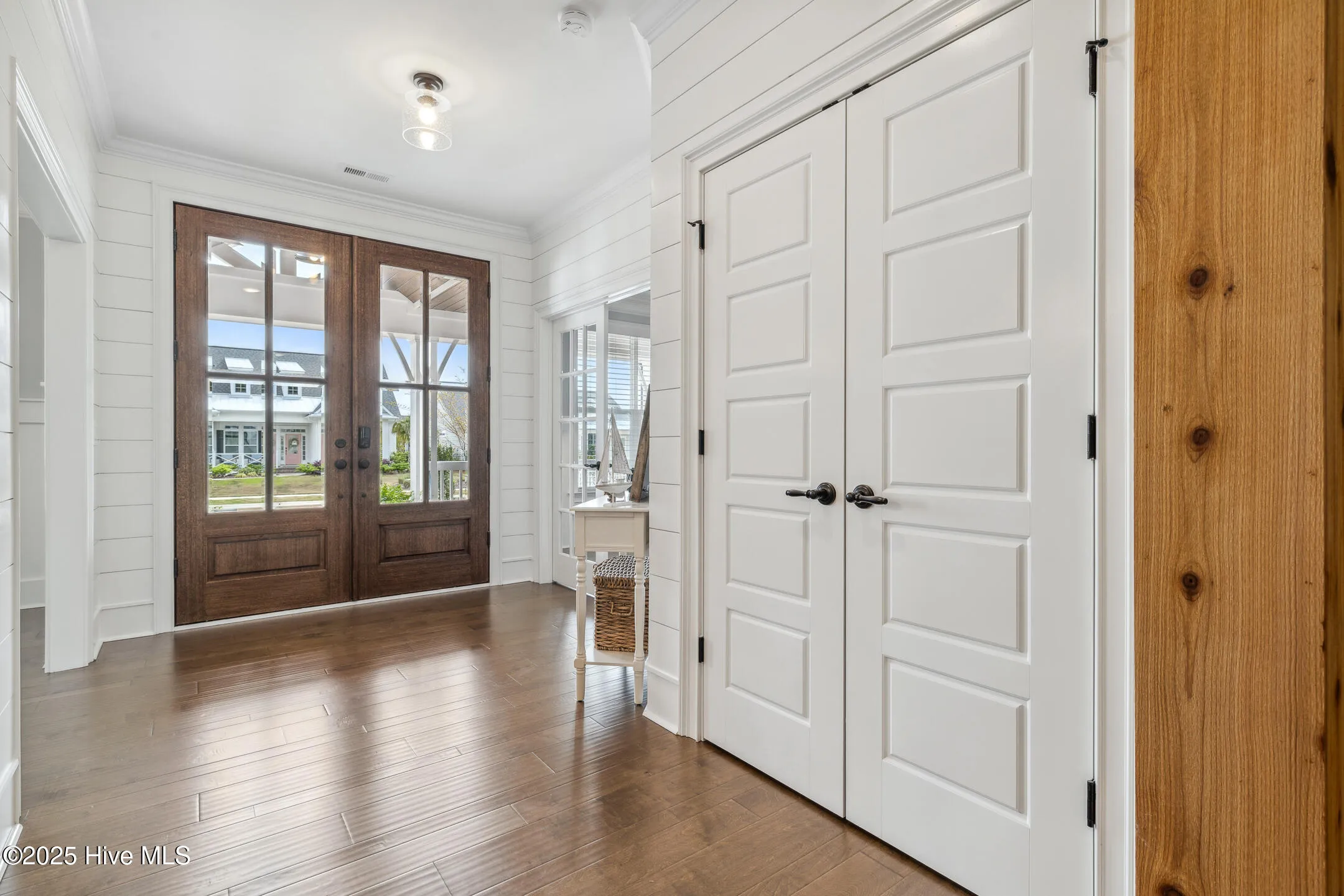 Hampstead, North Carolina 28443, United States, 4 Bedrooms Bedrooms, ,5 BathroomsBathrooms,Residential,Pending,107931