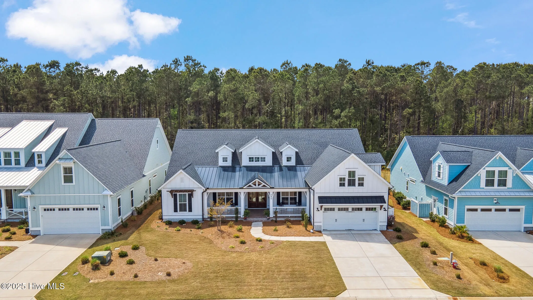 Hampstead, North Carolina 28443, United States, 4 Bedrooms Bedrooms, ,5 BathroomsBathrooms,Residential,Pending,107931