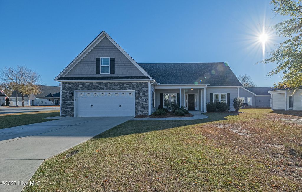 Photo of 2108 Cove Court, Winterville, NC 28590 (MLS # 100542004)