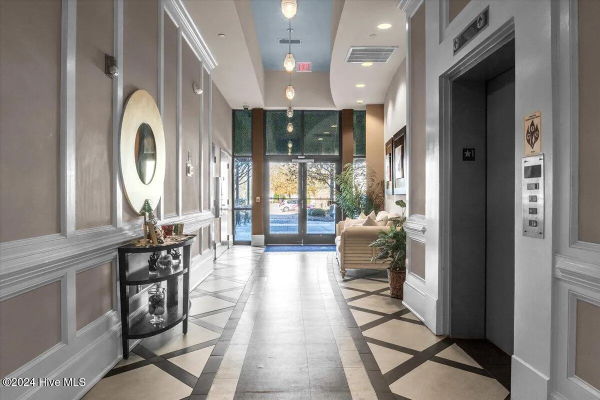 Wilmington, North Carolina 28405, United States, 2 Bedrooms Bedrooms, ,3 BathroomsBathrooms,Residential,Pending,25069