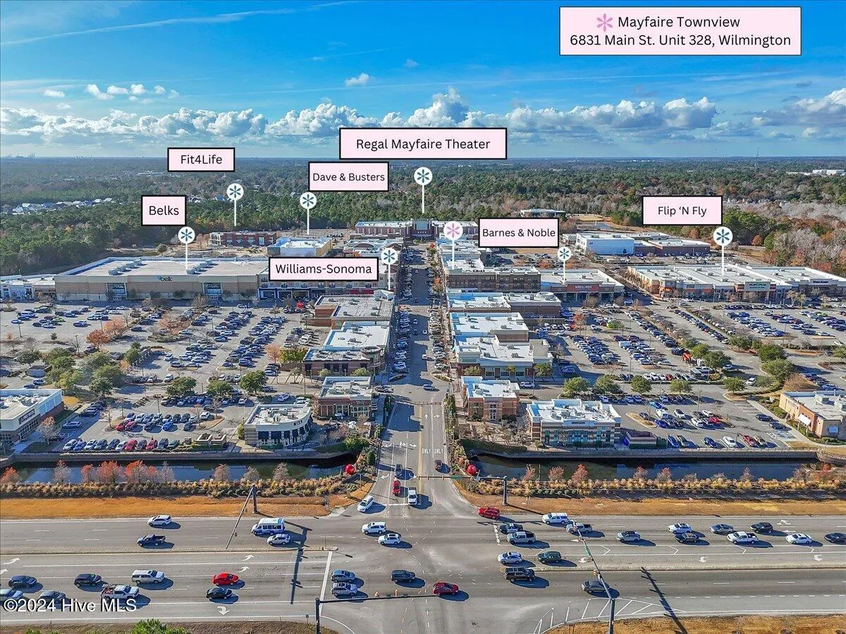 Wilmington, North Carolina 28405, United States, 2 Bedrooms Bedrooms, ,3 BathroomsBathrooms,Residential,Pending,25069