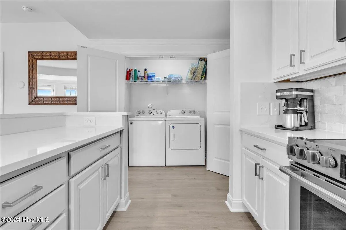 Wilmington, North Carolina 28405, United States, 2 Bedrooms Bedrooms, ,3 BathroomsBathrooms,Residential,Pending,25069