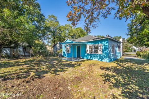 Tiny photo for 512 Queen Street, Wilmington, NC 28401 (MLS # 100538912)