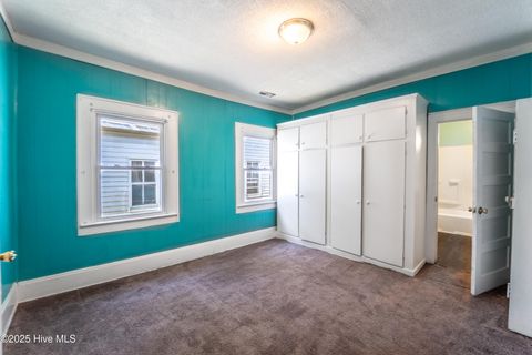 Tiny photo for 512 Queen Street, Wilmington, NC 28401 (MLS # 100538912)