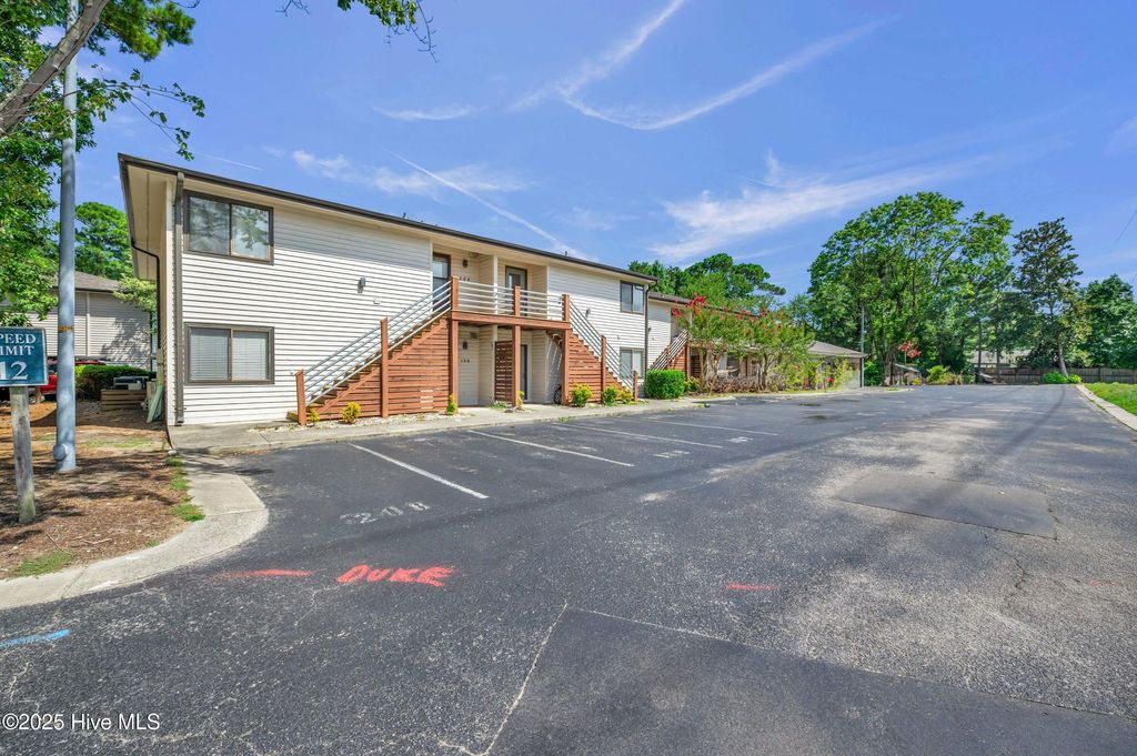 Photo of 1507 Military Cutoff Road #Apt 207, Wilmington, NC 28403 (MLS # 100518514)