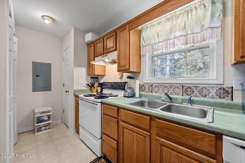 Tiny photo for 109 Tealbriar Street, Burgaw, NC 28425 (MLS # 100534717)