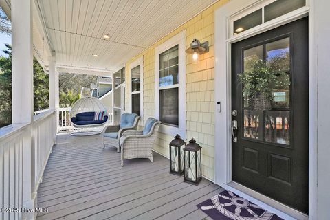 A home in Oak Island