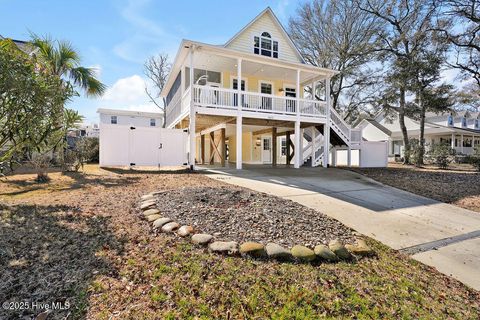 A home in Oak Island