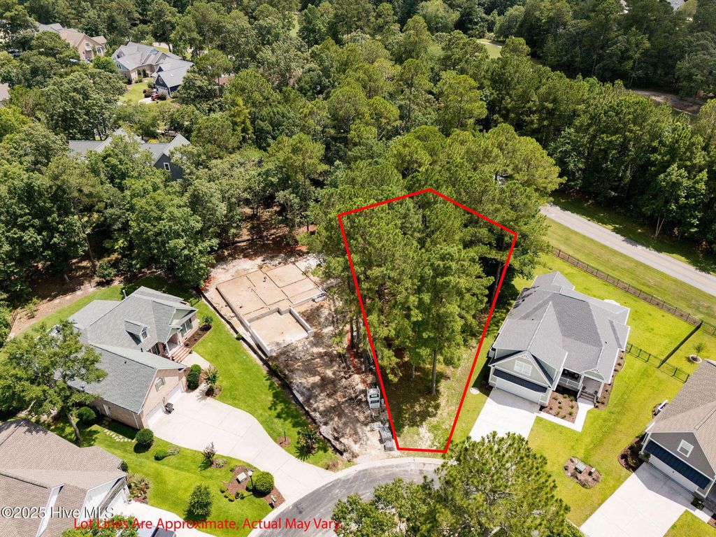 Photo of 463 Autumn Chase SE, Bolivia, NC 28422 (MLS # 100518188)