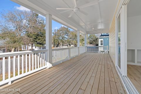 A home in Oak Island