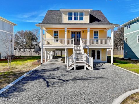 A home in Oak Island