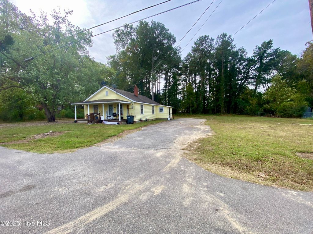 Photo of 1147 Allen Street, Rocky Mount, NC 27803 (MLS # 100536335)
