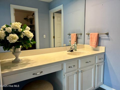 Tiny photo for 324 Wimbledon Court, Wilmington, NC 28412 (MLS # 100532166)