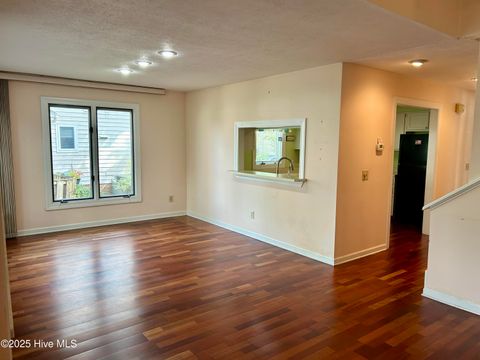 Tiny photo for 324 Wimbledon Court, Wilmington, NC 28412 (MLS # 100532166)