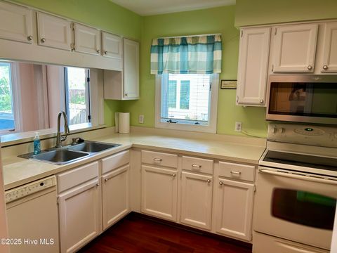 Tiny photo for 324 Wimbledon Court, Wilmington, NC 28412 (MLS # 100532166)
