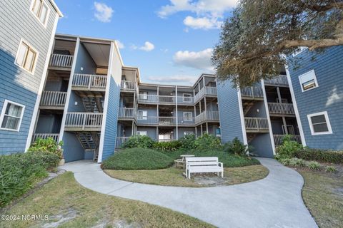 A home in North Topsail Beach