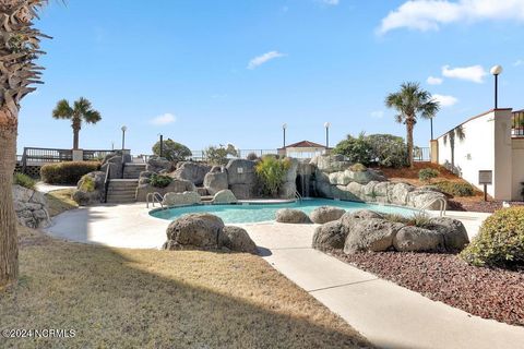 A home in North Topsail Beach