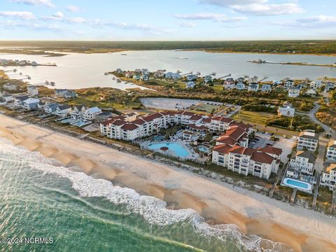 A home in North Topsail Beach