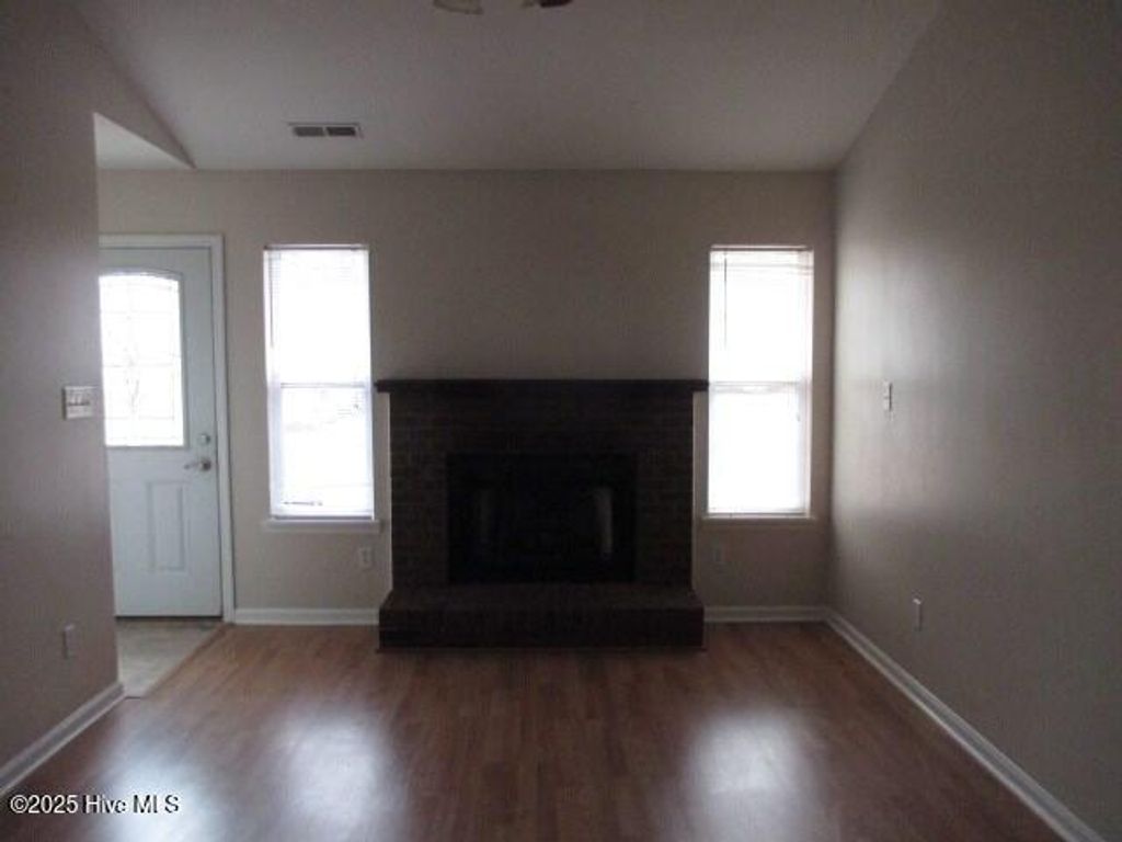 Photo of 112 Live Oak Court, Midway Park, NC 28544 (MLS # 100538307)