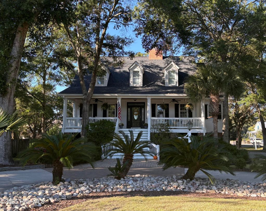 Photo of 500 W St George Street, Southport, NC 28461 (MLS # 100537749)
