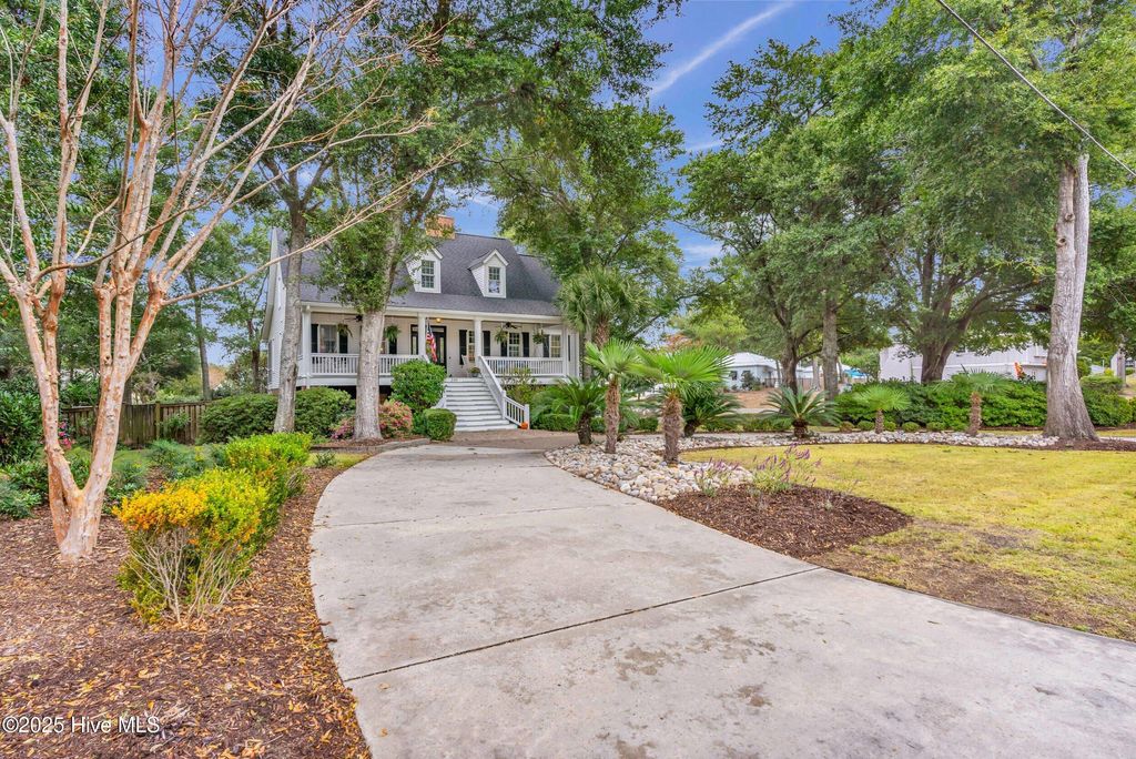 Photo of 500 W St George Street, Southport, NC 28461 (MLS # 100537749)