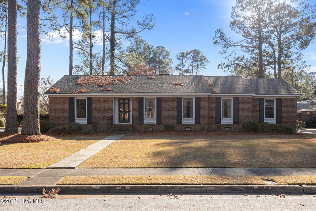 Photo of 1206 W Highland Avenue, Kinston, NC 28501 (MLS # 100544166)
