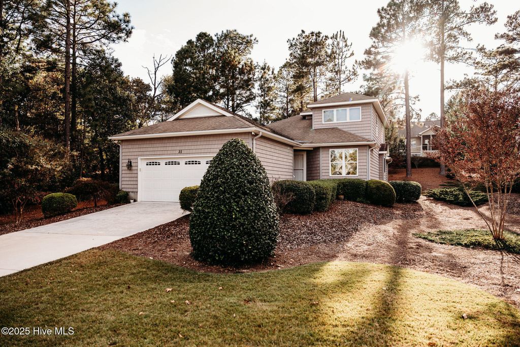 Photo of 35 Westlake Pointe Drive, Pinehurst, NC 28374 (MLS # 100538051)