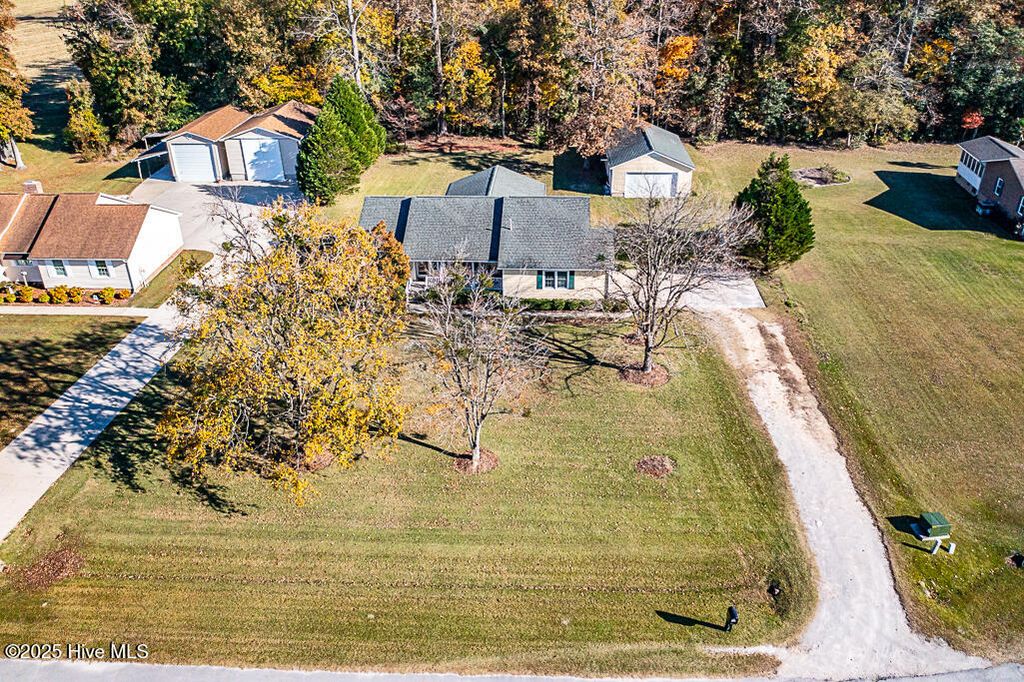 Photo of 115 Wadsworth Lane, New Bern, NC 28562 (MLS # 100540300)