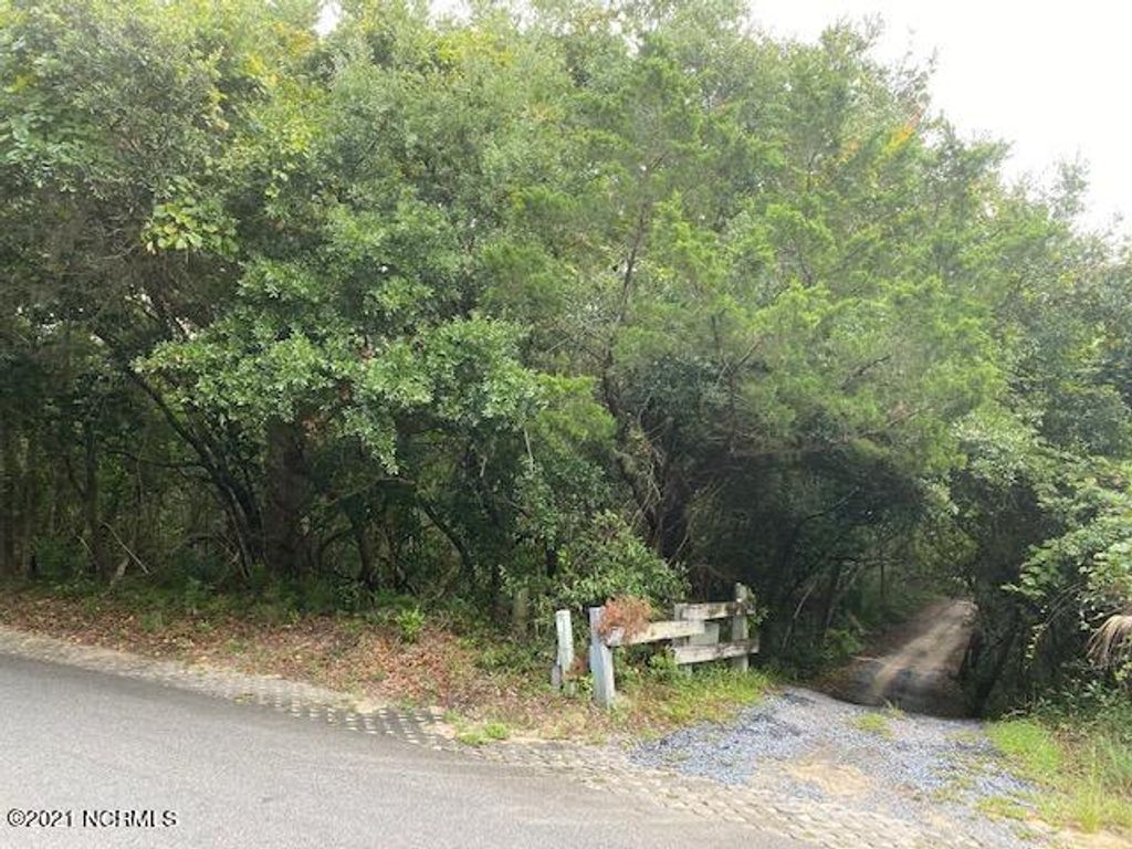 Photo of 113 W Bald Head Wynd, Bald Head Island, NC 28461 (MLS # 100287359)