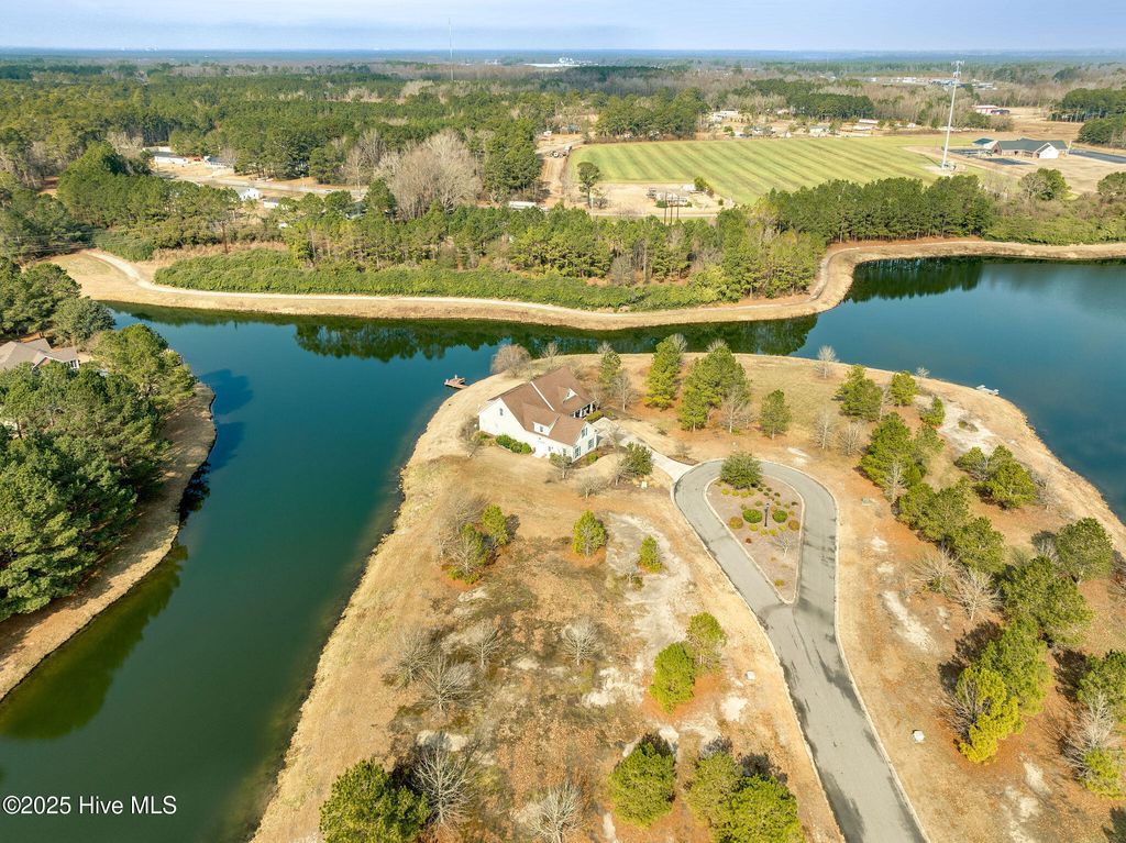 Photo of 149 Legacy Point, Wallace, NC 28466 (MLS # 100489062)