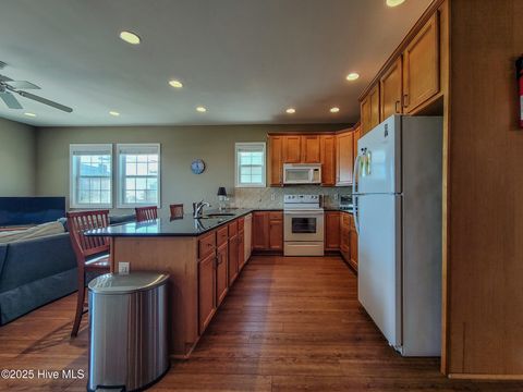 Tiny photo for 308 N Anderson Boulevard, Topsail Beach, NC 28445 (MLS # 100534607)