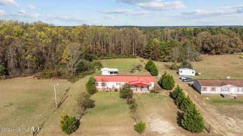 A home in Roseboro