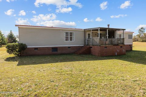 A home in Roseboro