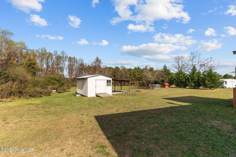 A home in Roseboro