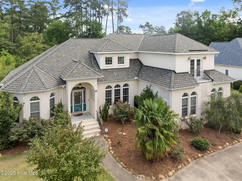 Photo of 414 Crown Drive, Washington, NC 27889 (MLS # 100514662)