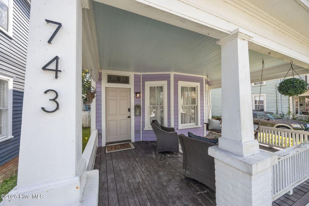 Photo of 743 W 2nd Street, Washington, NC 27889 (MLS # 100530908)