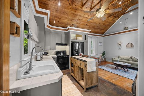 Tiny photo for 743 W 2nd Street, Washington, NC 27889 (MLS # 100530908)
