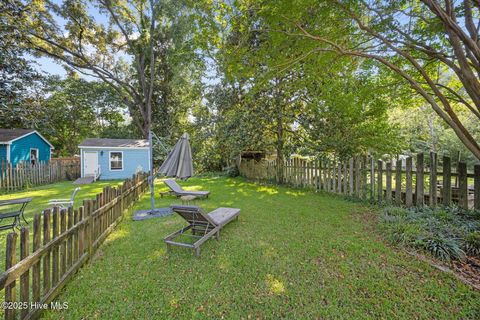 Tiny photo for 743 W 2nd Street, Washington, NC 27889 (MLS # 100530908)