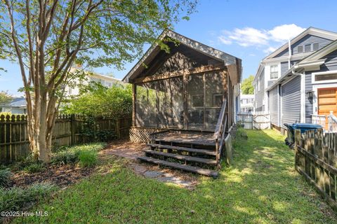 Tiny photo for 743 W 2nd Street, Washington, NC 27889 (MLS # 100530908)